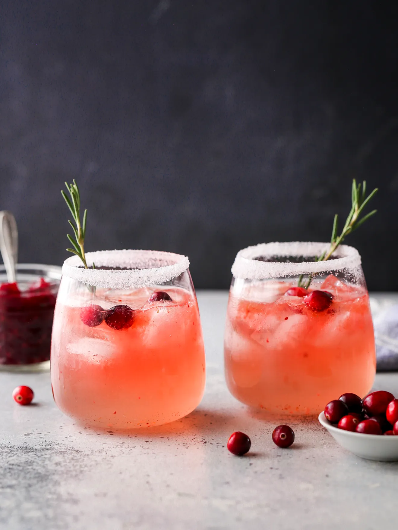 Cranberry Gin Fizz Cocktail 2.webp